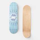 Blaue Delphine Mandala Maritime Skateboard (Vorderseite)