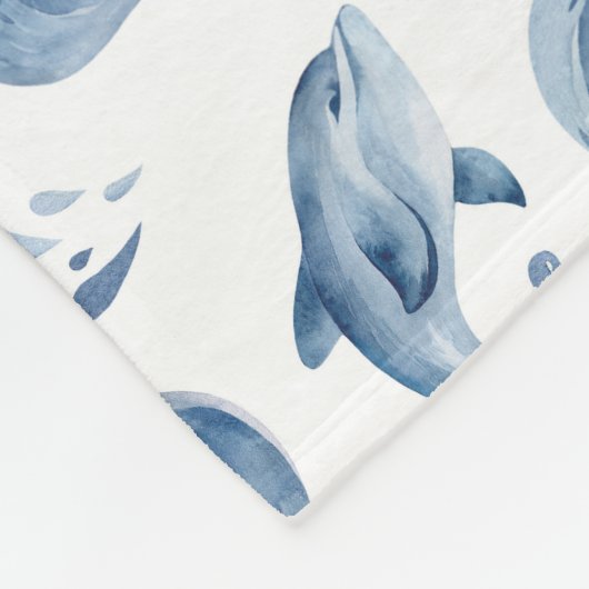 Blaue Delphine und Wellen Fleecedecke (Ecke)