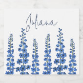 Blaue Delphinium-Blume im Juli Alkoholflaschenetikett (Einzelnes Label)