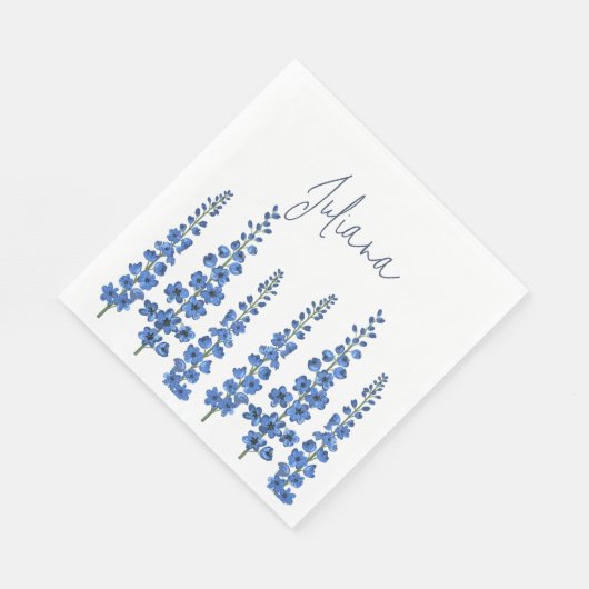 Blaue Delphinium-Blume im Juli Serviette (Ecke)