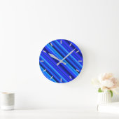 Blaue Diagonalstreifen Runde Wanduhr (Zuhause)