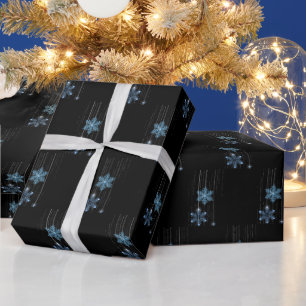 Blaue Diamant-Schneeflocken auf Schwarz Geschenkpapier