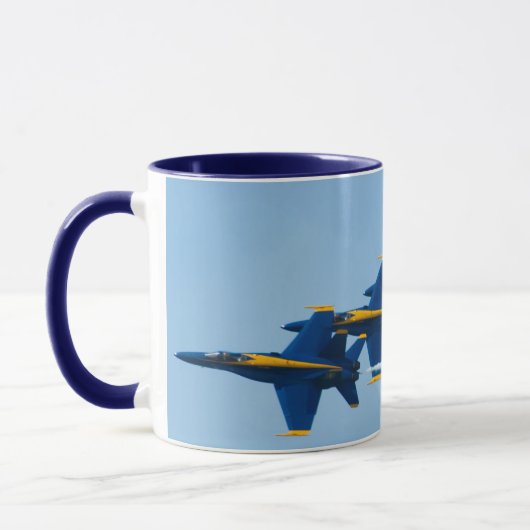 Blaue Engel stapelten Tasse (Links)