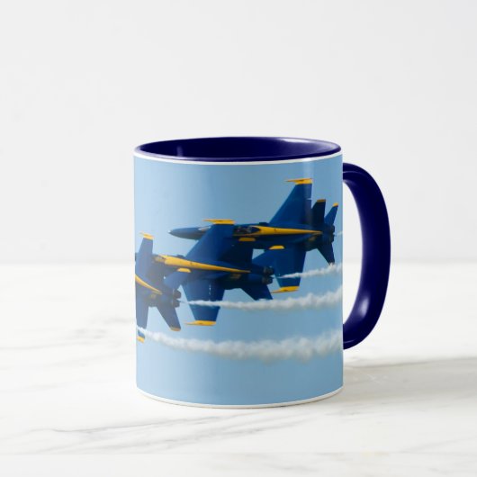 Blaue Engel stapelten Tasse (VorderseiteRechts)