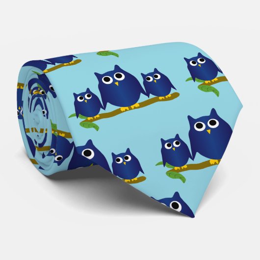 Blaue Eulen Design Jeder Farbige Hintergrund Krawatte (Gerollt)