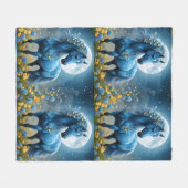 Blaue Fantasy Magical Horse Moon Blume, Fleecedecke (Vorderseite (Horizontal))