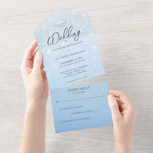 Blaue Farbe mit weißen Schneeflocken All In One Einladung (Abreißen)