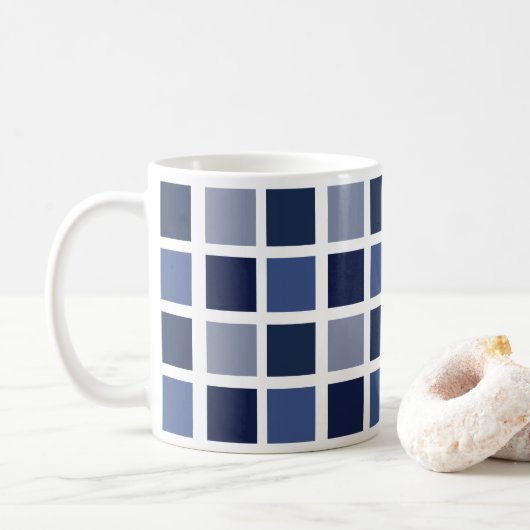 Blaue Farbquadrate Kariert Kaffeetasse (Mit Donut)