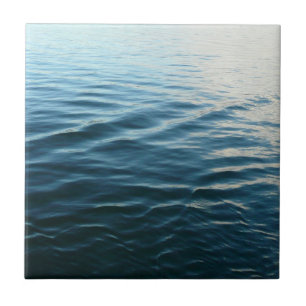 Blaue Farbschattierungen des Wassers - Abstrakte N Fliese