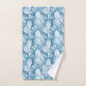Blaue Federn Zarte Hellblaue Monogrammierte Badhandtuch Set (Handtuch)