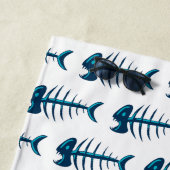 Blaue Fischknochen Muster Personalisiert Strandtuch (Beispiel)