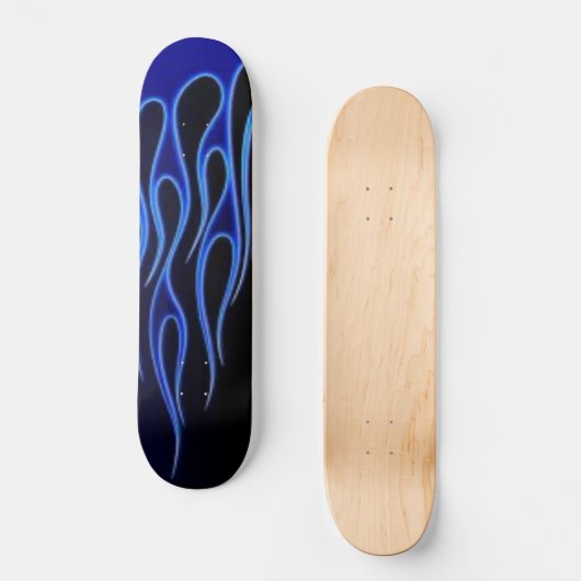 blaue Flammen Skateboard (Vorderseite)