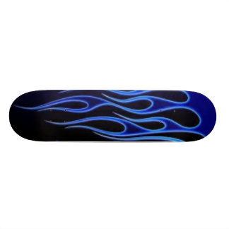 blaue Flammen Skateboard