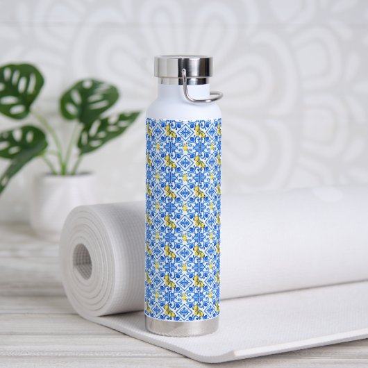 Blaue Fliese Gelbe Zitrone Trinkflasche (Yoga (gedreht))