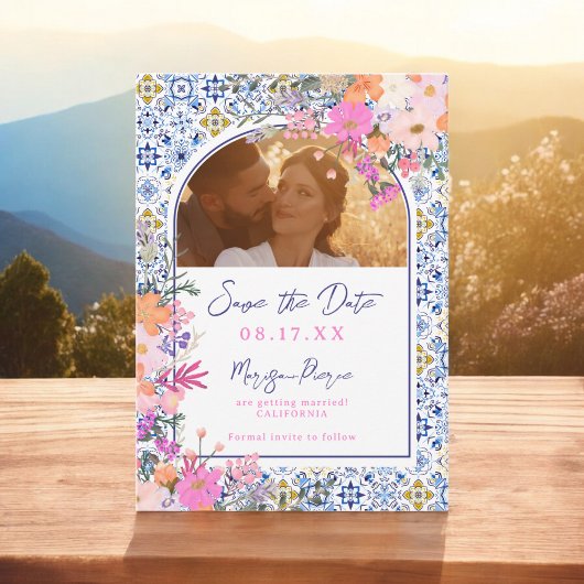 Blaue Fliesen Hochzeit mit Blumen Save The Date