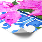 Blaue Fliesen und Bougainvillea - ein elegantes Be Poster (Ecke)
