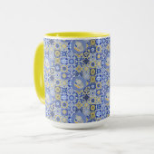 Blaue Fliesen und Sardinen Tasse (Vorderseite Links)