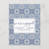 Blaue Fliesen Verlobung Postkarte (Vorderseite)