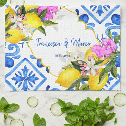 Blaue Fliesen Zitrone Bougainvillea Brauchtum Gesc Geschirrtuch (Gefaltet)