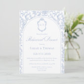 Blaue florale Chinoiserie-Monogramm-Probeessen Einladung (Stehend Vorderseite)