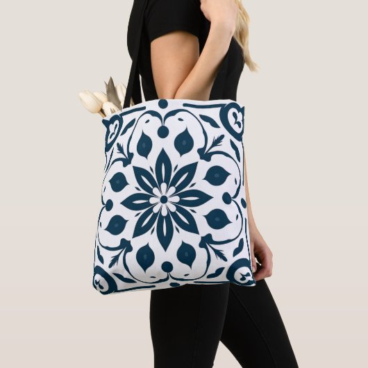 Blaue florale Fliesenmuster-Tasche Tasche (Von Nahem)