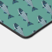 Blaue Folkloretrout/Lachs Schreibtischunterlage (Ecke)