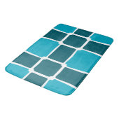 Blaue Formen Quadrate fett asymmetrisch Badematte (Schrägansicht)