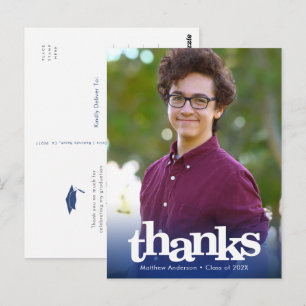 Blaue Foto-Abschluss-Typografie in Fettschrift Dan Postkarte