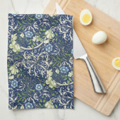 Blaue Gänseblümchen durch William Morris Küchentuch (Viertel Falte)