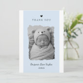 Blaue Geburtsankündigungskarte mit Foto Einladung (Stehend Vorderseite)