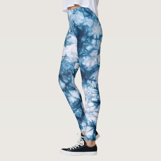 Blaue Gefärbte Krawatte Leggings (Links)