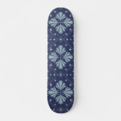 Blaue geometrische Formen Muster  Skateboard (Vorne)