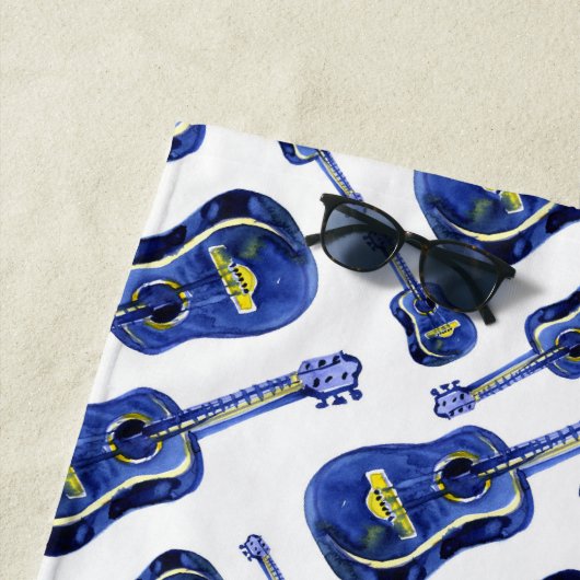 Blaue Gitarren-Muster Monogramm Strandtuch (Beispiel)