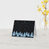 Blaue, glänzende Weihnachtsbäume und Sterne am Nac Karte (Gelbe Blume)