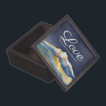 Blaue Goldmedaille Hochzeit im Freien Kiste<br><div class="desc">Moderne Vorlagen der Hochzeit Geschenkboxen - Blaues Grün und Imitate goldfarbene Gebirge Landschaften Landschaft. Diese Designs können für Ihren Besondere Anlass Personalisiert sein und wären perfekt für Ihre Hochzeit,  Brautparty,  Engagement Party,  Geburtstagsparty und viele weitere Besondere Anlässe.</div>