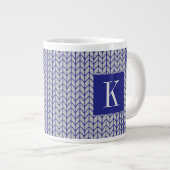 BLAUE GRAY STRICK Big White Tasse + Initial II (Vorderseite Rechts)