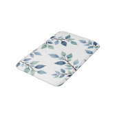 Blaue grüne Aquarellblätter Botanisches Design 376 Badematte (Schrägansicht)