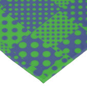 Blaue Grüne Tupfen Patchwork  Tischdecke (Schrägansicht)