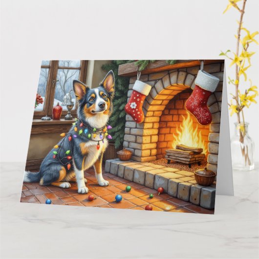 Blaue Heeler-Kamin mit Weihnachtslichtern Karte (Gelbe Blume)