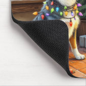 Blaue Heeler-Kamin mit Weihnachtslichtern Mousepad (Ecke)