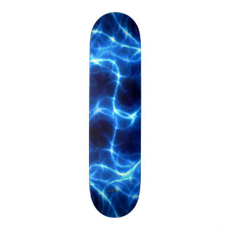 Blaue helle Ströme Skateboard