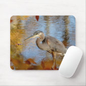 Blaue Herone gerahmt mit Laubblättern Mousepad (Mit Mouse)