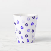 Blaue Hibiskus-Blumen-Latte-Mug Milchtasse (Vorderseite)