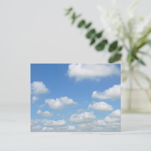 Blaue Himmelswolken Postkarte (Stehend Vorderseite)