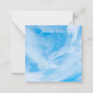 Blaue Himmelswolken-Vorlage für kalligraphische Sk Mitteilungskarte