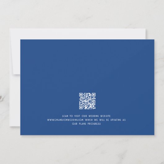 Blaue Hochzeit mit moderner weißer Typografie Save The Date (Rückseite)