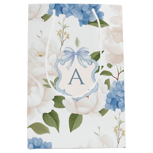 Blaue Hortensien-Blumenmonogramm Mittlere Geschenktüte (Vorderseite)