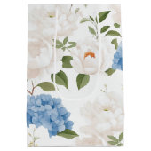 Blaue Hortensien-Blumenmonogramm Mittlere Geschenktüte (Rückseite)