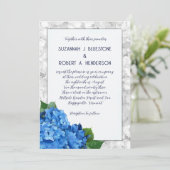 Blaue Hortensien-Rahmen-Hochzeitseinladung mit Lag Einladung (Stehend Vorderseite)