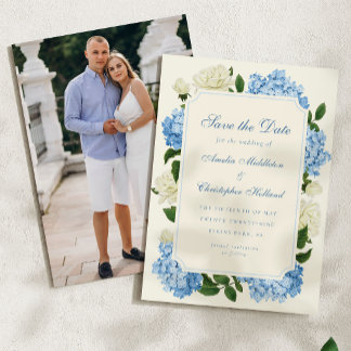 Blaue Hortensienblumen und weißer Rosengarten Hoch Save The Date